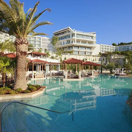 Amfora Hvar Grand 4* חוואר