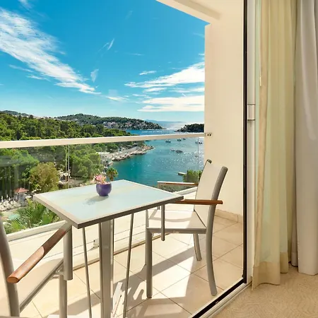 Hotel Amfora Hvar Grand 4*
