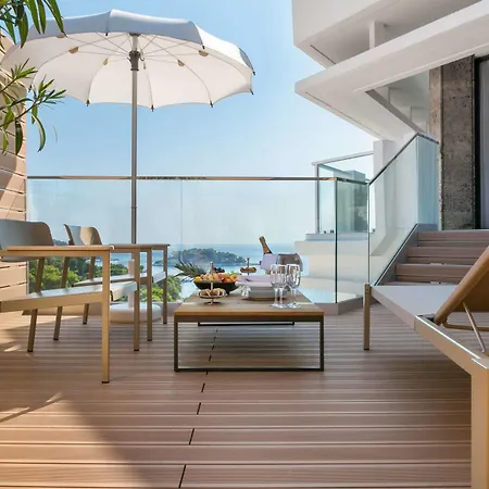 Amfora Hvar Grand חוואר