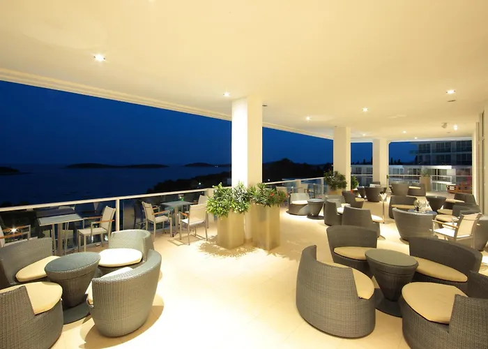 Szálloda Amfora Hvar Grand